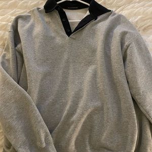 Oversized collared Brandy Melville sweatshirt